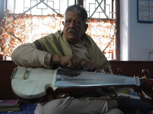 Pandit Buddhadev Dasgupta Shahjahanpur Gharana